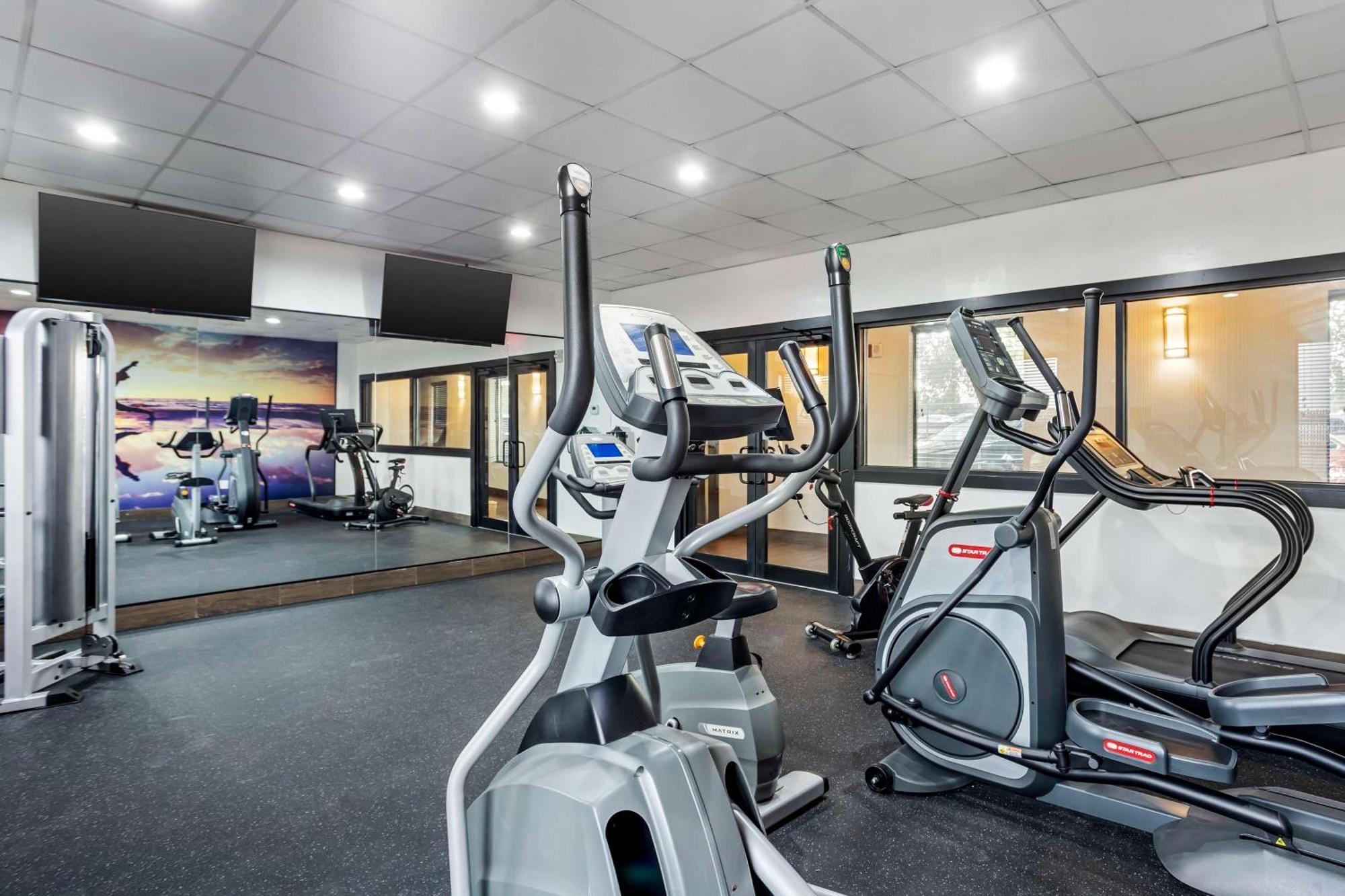 Best Western Plus Newark Airport West Ngoại thất bức ảnh